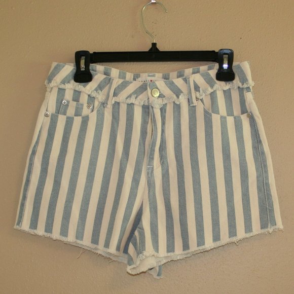 Toast Jeans Stripe fray shorts medium - Picture 1 of 2